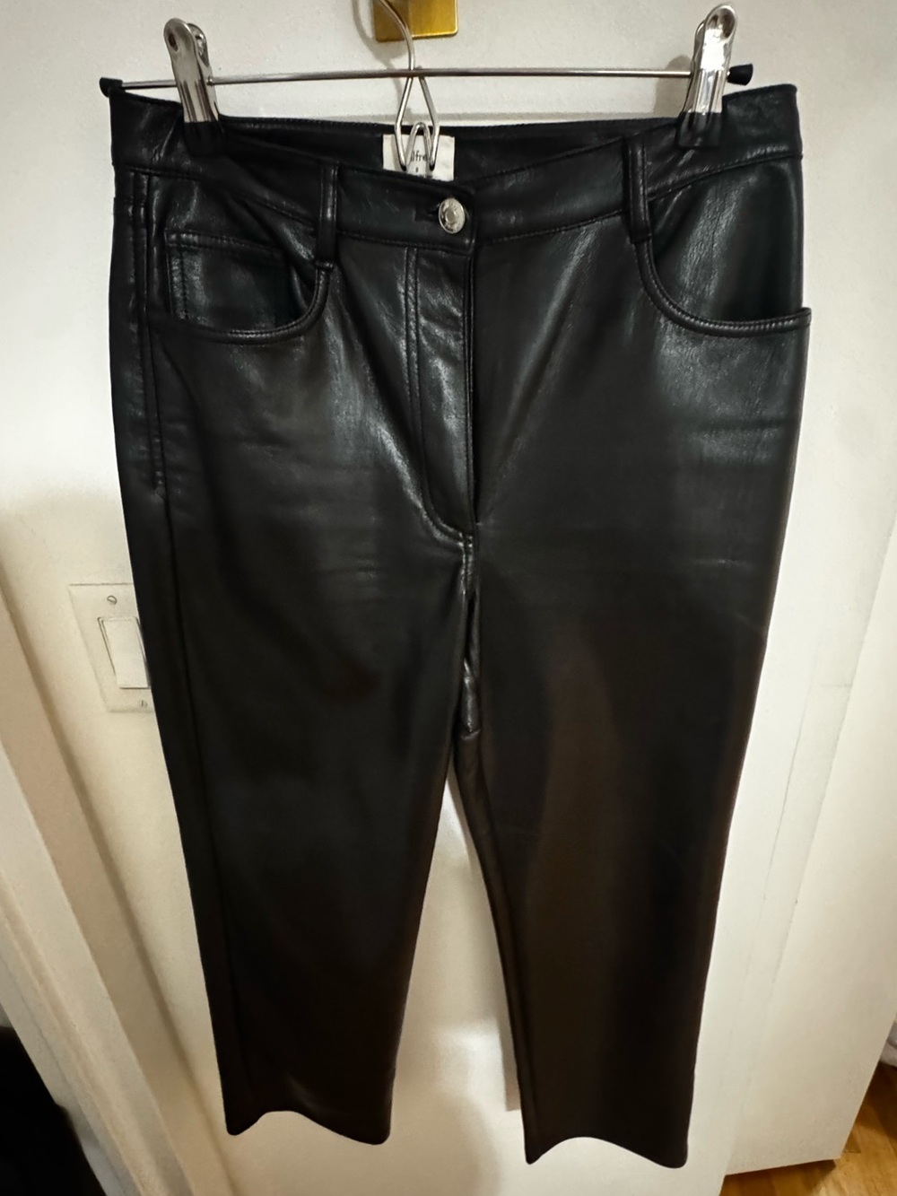 ARITZIA MELINA CROPPED PANT - black leather